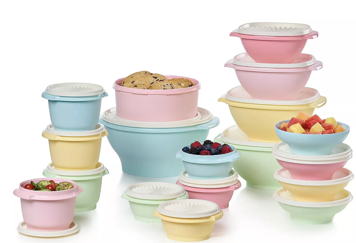 TUPPERWARE 36 PIECE SET….OVER 50% OFF! – Savvy Coupon Shopper